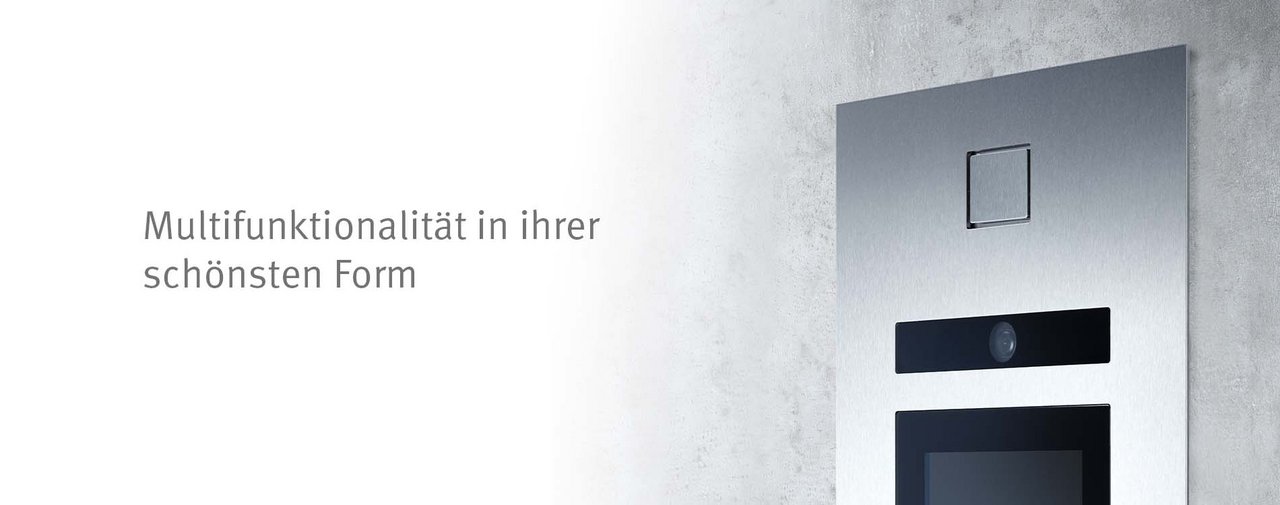 COMFORT Türstation mit Einbaugehäuse auf Betongrund