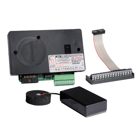 Control module with ­external microphone and speaker 300028